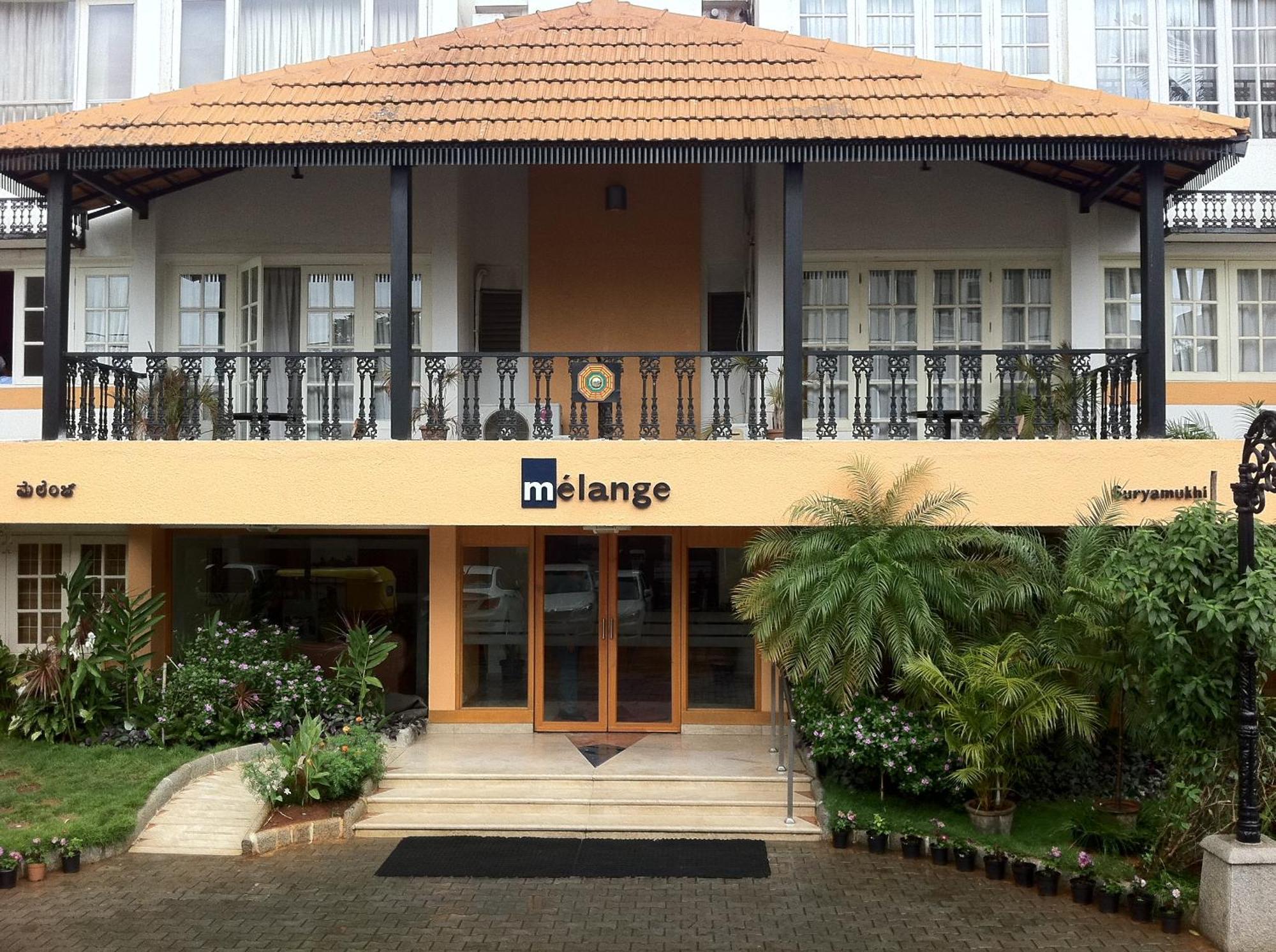 Melange Luxury Serviced Apartments Bangalore Exterior foto